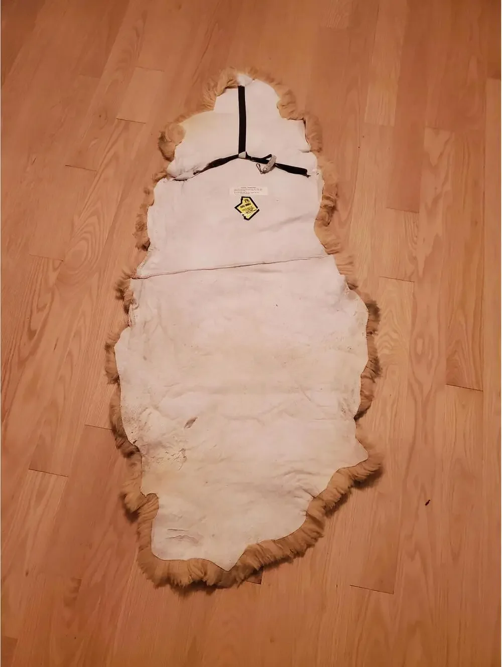 Eagle Wools Natural Sheepskin Rug / Hide Throw